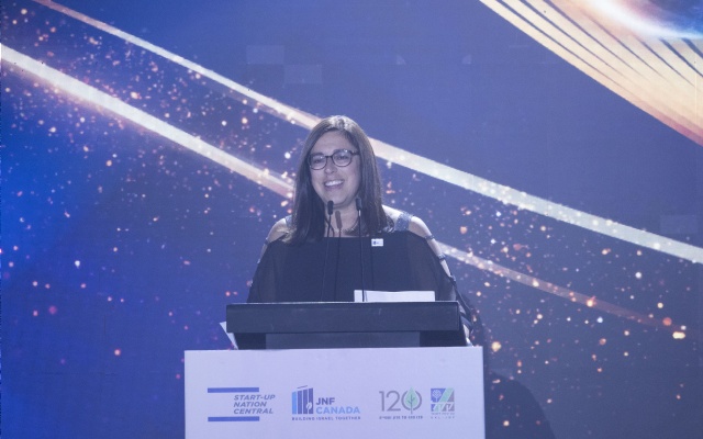 Gala inaugural en Israël | Le Prix Solutions Climatiques est décerné aux chercheurs / organisations en Israël avec un financement pour lutter contre la crise climatique. Par le Fonds national juif du Canada.