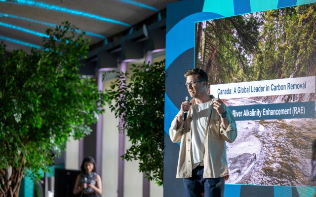 2025 Pitch Competition | The Climate Solutions Prize is an unparalleled competition designed to inspire researchers and organizations with funding to fight the climate crisis.